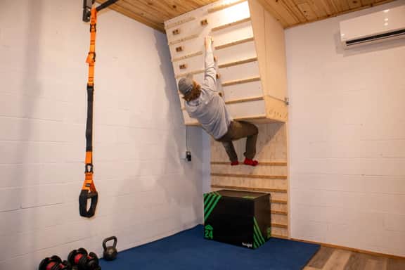 Cloud 9 | Hot Tub Climbing Wall | Heart of Red River Gorge | Sleeps 4